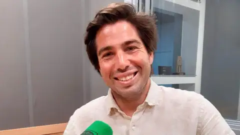 Daniel López Velasco: el hombre de muchos senderos nos lleva a Asia para conocer al leopardo de las nieves Daniel López Velasco: el hombre de muchos senderos nos lleva a Asia para conocer al leopardo de las nieves