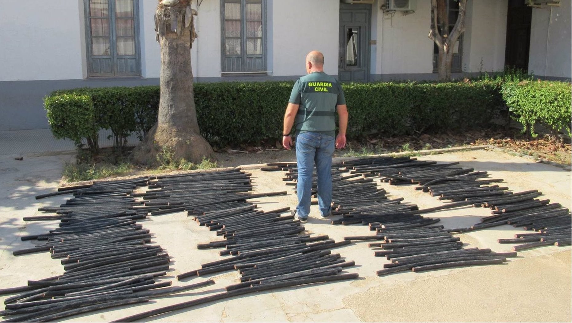 Cuatro detenidos en San Vicente del Raspeig por el robo de 1.600 kilos de cobre Cuatro detenidos en San Vicente del Raspeig por el robo de 1.600 kilos de cobre