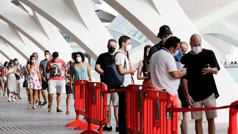 Coronavirus España hoy: Medidas en Asturias, Andalucía, Navarra, Madrid, vacunación y últimas noticias Coronavirus España hoy: Medidas en Asturias, Andalucía, Navarra, Madrid, vacunación y últimas noticias