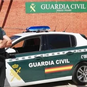 Tres detenidos por secuestrar y vejar durante cuatro días a un camarero de fiestas ilegales en Marbella Tres detenidos por secuestrar y vejar durante cuatro días a un camarero de fiestas ilegales en Marbella