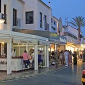 PUERTO BANÚS PUERTO BANÚS