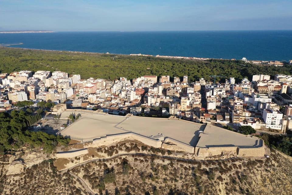 Gisela Teva, concejala de promoción económica, el verano está siendo muy importante para la recuperación Gisela Teva, concejala de promoción económica, el verano está siendo muy importante para la recuperación