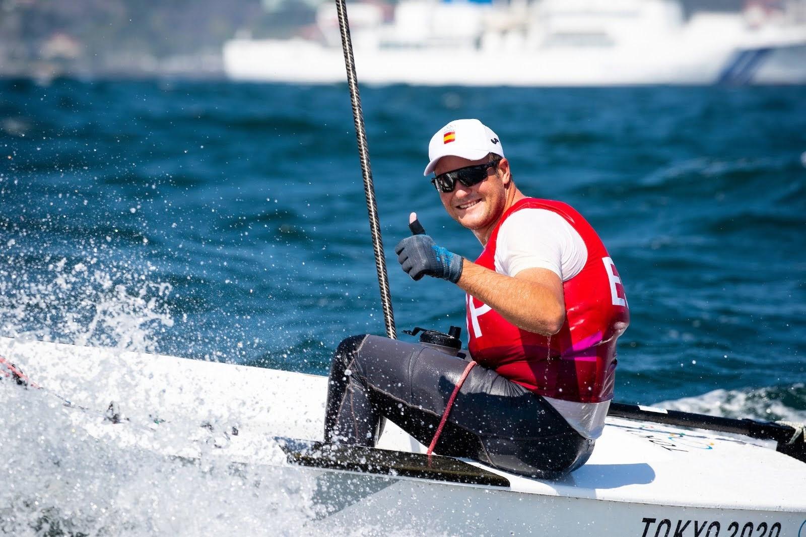 El menorquín Joan Cardona, bronce olímpico en clase Finn de vela El menorquín Joan Cardona, bronce olímpico en clase Finn de vela