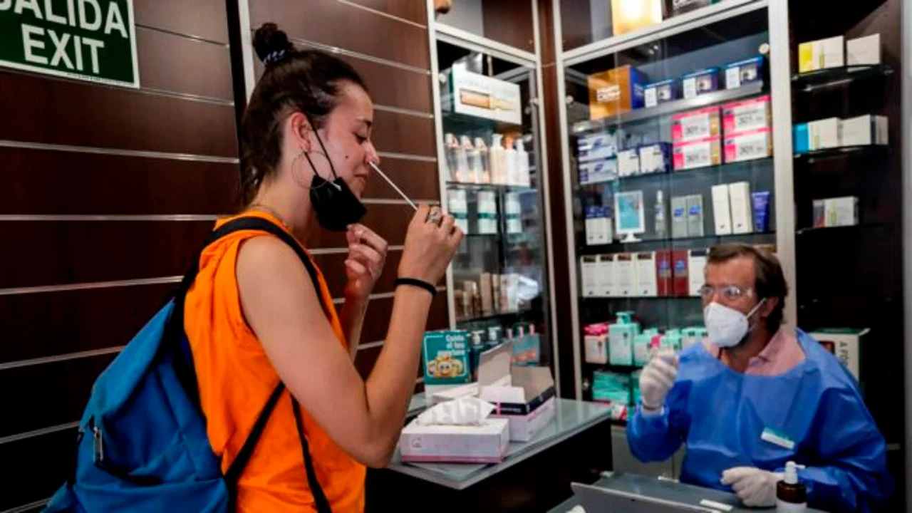 Las farmacias serán un nuevo punto de diagnóstico del COVID