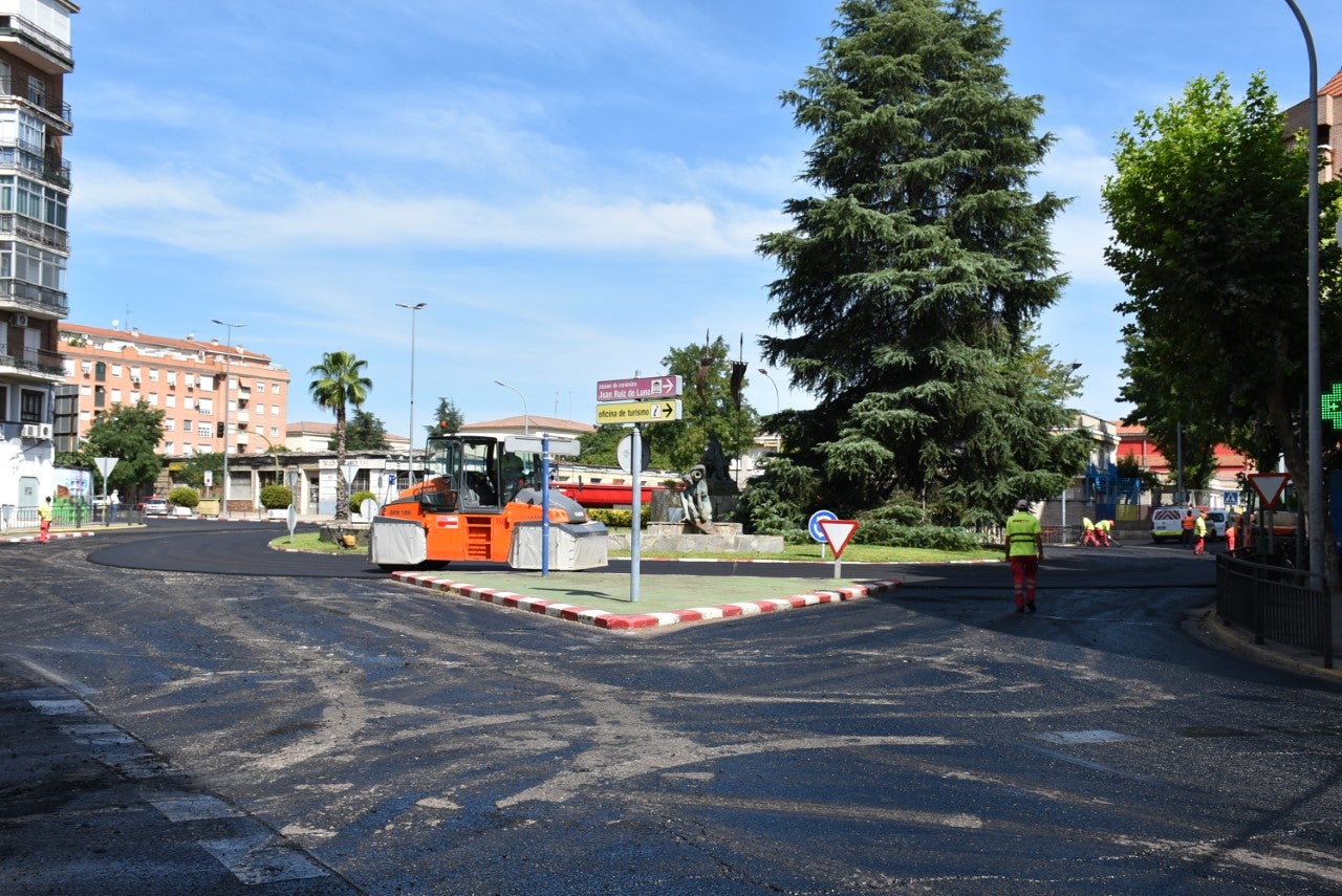 El plan de asfaltado avanza a buen ritmo en Talavera El plan de asfaltado avanza a buen ritmo en Talavera