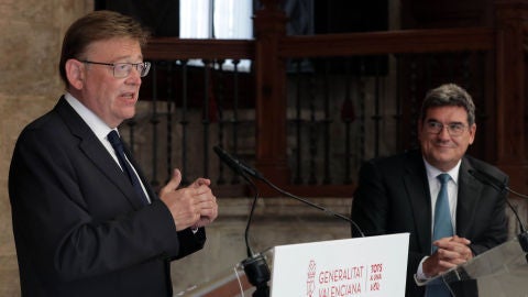 Ximo Puig y Jos&eacute; Luis Escriv&aacute;