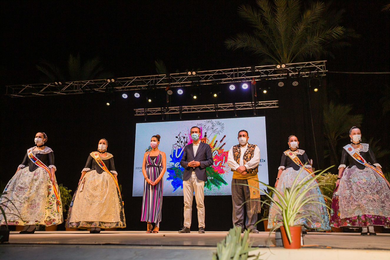 La Gestora celebra la 'Cridà a la festa' como homenaje a la familia festera La Gestora celebra la 'Cridà a la festa' como homenaje a la familia festera