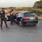 La Policía Local detiene a un hombre por circular sin carné y llevar 9,5 gramos de cocaína en el coche La Policía Local detiene a un hombre por circular sin carné y llevar 9,5 gramos de cocaína en el coche