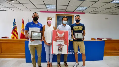 Los deportistas olímpicos Luis Manuel Corchete y Daniel Cánovas recibidos por el alcalde de Torrevieja deportes