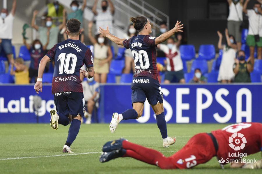 Seoane confirma en Huesca que su deseo es "jugar en Primera" Seoane confirma en Huesca que su deseo es "jugar en Primera"