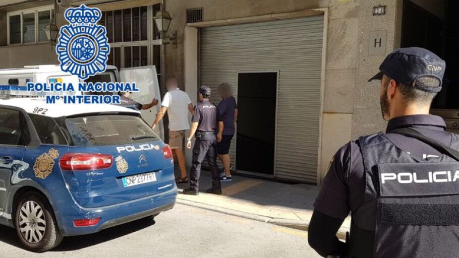 Polic&iacute;a