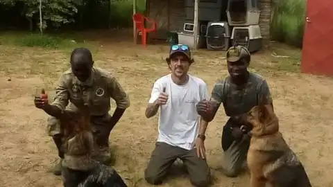 Pedro Salas y el equipo entrenado en El Congo Pedro Salas y el equipo entrenado en El Congo