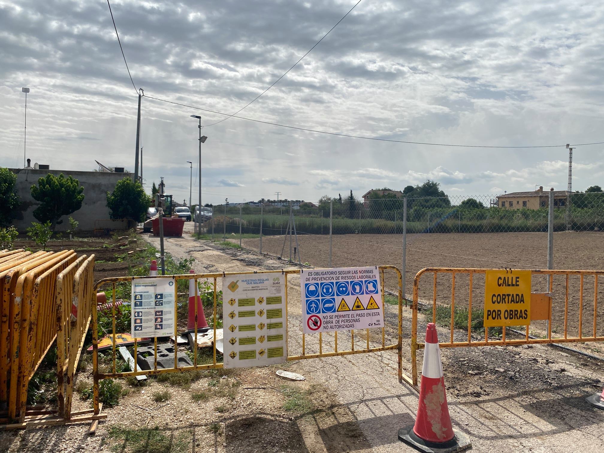 Renovación de la red de agua potable en Molíns y La Campaneta en el municipio de Orihuela Renovación de la red de agua potable en Molíns y La Campaneta en el municipio de Orihuela