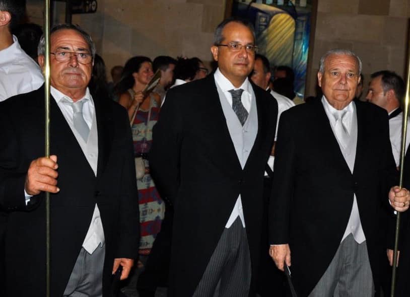 Fallece Santiago Ule, exvicepresidente del Patronato del Misteri d’Elx y conocido funcionario del Ayuntamiento de Elche Fallece Santiago Ule, exvicepresidente del Patronato del Misteri d’Elx y conocido funcionario del Ayuntamiento de Elche