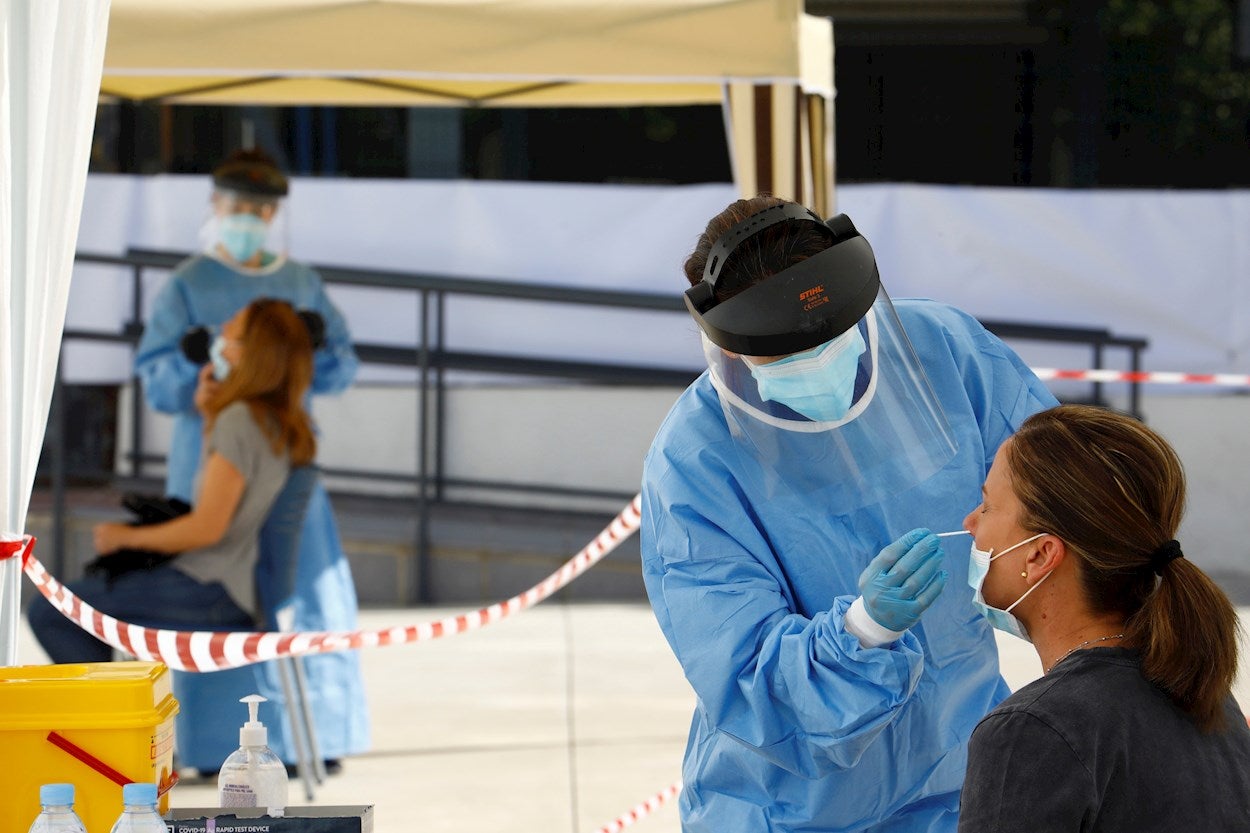 Sanidad notifica 215 nuevos contagios en Castellón Sanidad notifica 215 nuevos contagios en Castellón