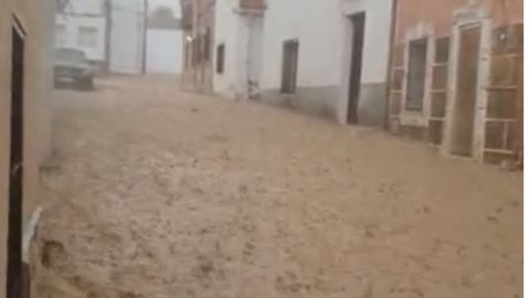 Múltiples destrozos en Jabalera tras una tormenta que descargó 200 litros por metro cuadrado Múltiples destrozos en Jabalera tras una tormenta que descargó 200 litros por metro cuadrado