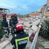 Varias personas atrapadas tras el derrumbe de un edificio en Peñíscola