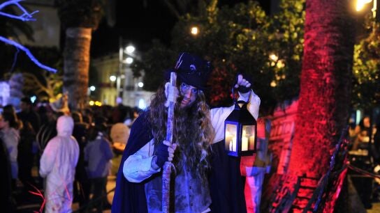 El centro de San Fernando se engalana de Halloween