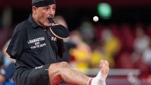 Ibrahim Hamadtou, el jugador de tenis de mesa sin brazos que asombra al mundo Ibrahim Hamadtou, el jugador de tenis de mesa sin brazos que asombra al mundo