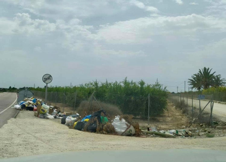 Cs Elche pide actuaciones en las pedanías para mejorar su limpieza, seguridad y mantenimiento Cs Elche pide actuaciones en las pedanías para mejorar su limpieza, seguridad y mantenimiento