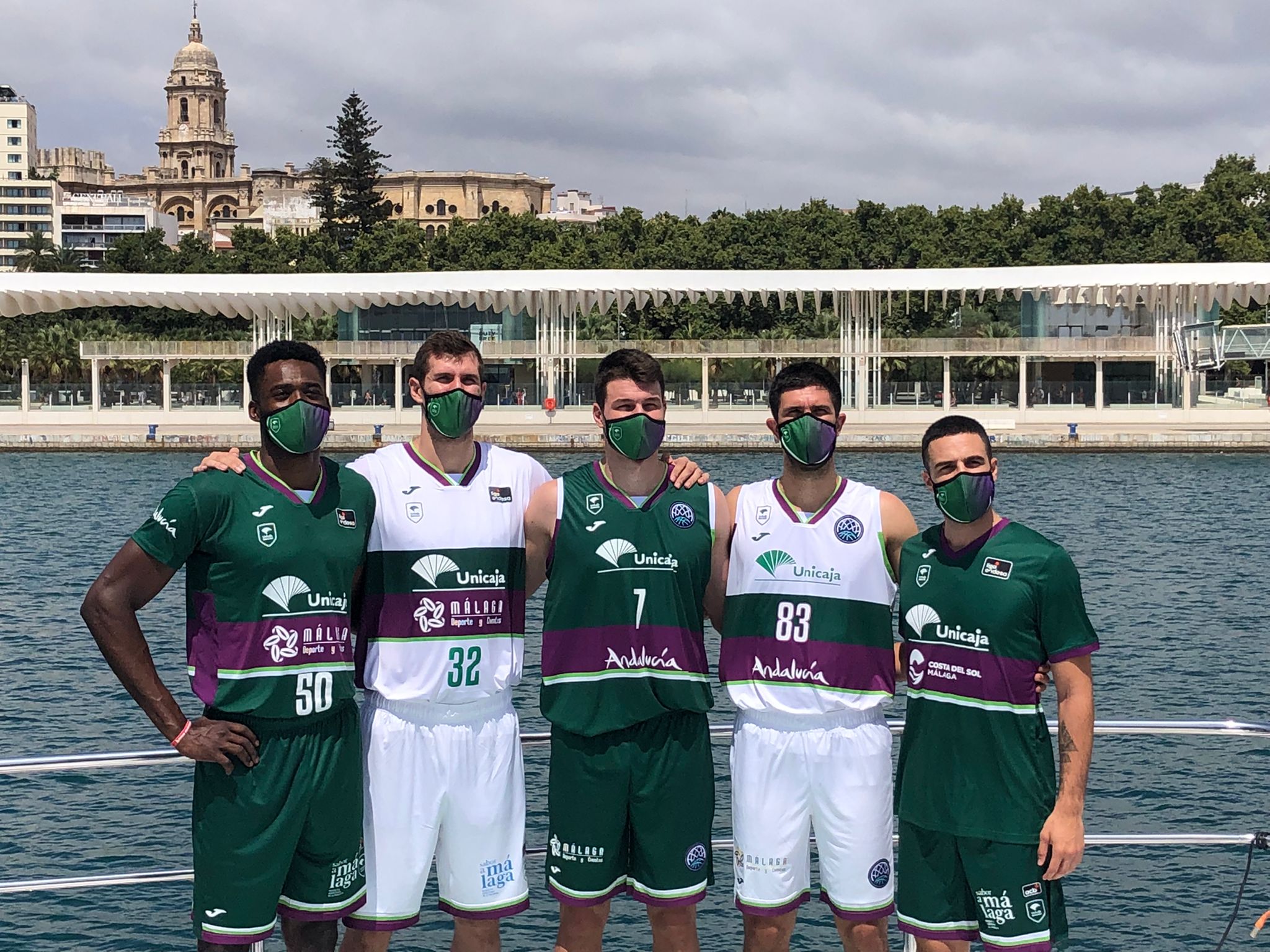Unicaja luce su camiseta más malagueña, la edición 'Perita' Unicaja luce su camiseta más malagueña, la edición 'Perita'