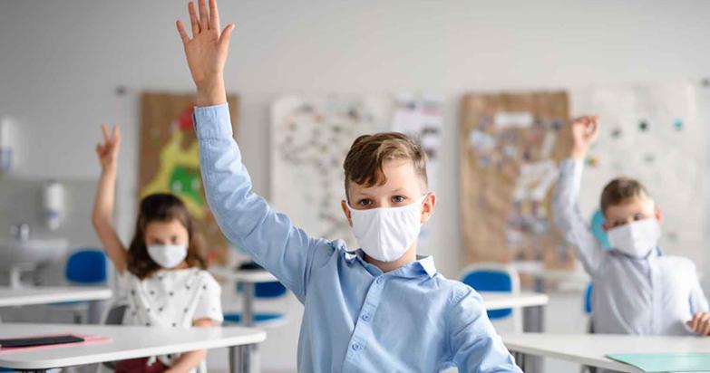 Los padres y madres, preocupados por un protocolo "insuficiente" para afrontar el nuevo curso Los padres y madres, preocupados por un protocolo "insuficiente" para afrontar el nuevo curso