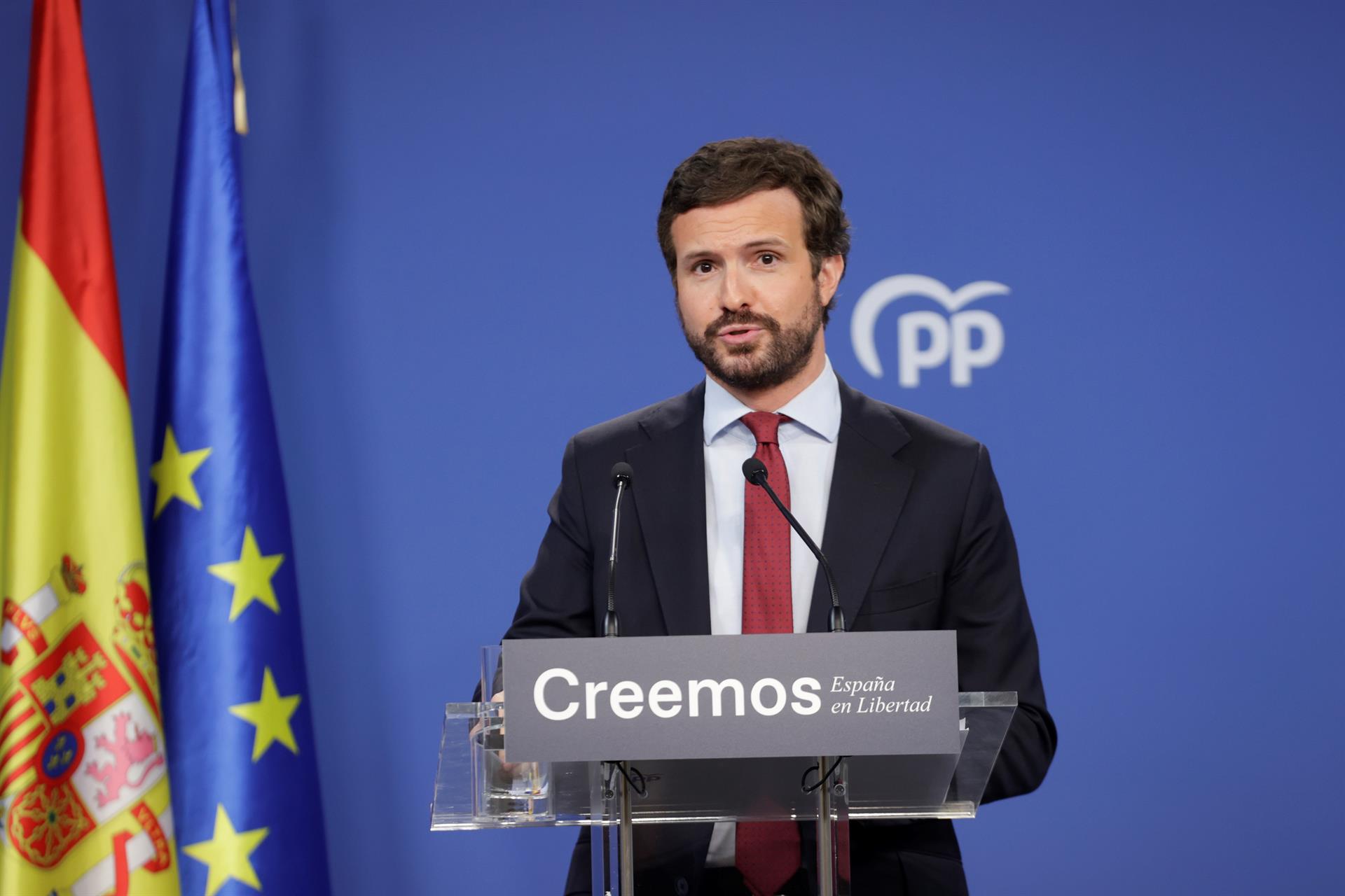 El bloque de centro-derecha podría gobernar y el PSOE deja de caer El bloque de centro-derecha podría gobernar y el PSOE deja de caer