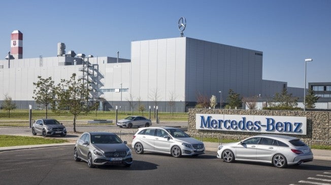 Mercedes parará la semana que viene por falta de semiconductores sacrificando la producción de casi 3 mil furgonetas Mercedes parará la semana que viene por falta de semiconductores sacrificando la producción de casi 3 mil furgonetas
