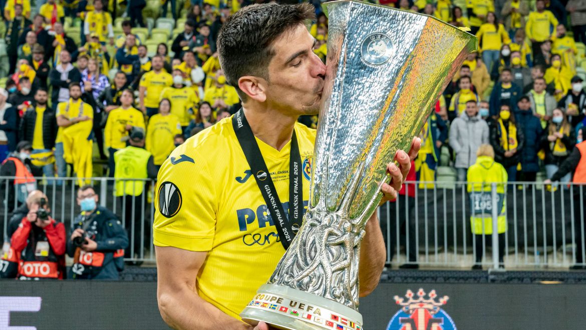 Gerard, rey de la Europa League Gerard, rey de la Europa League