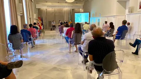 Reunión residentes Plaza de España Reunión residentes Plaza de España