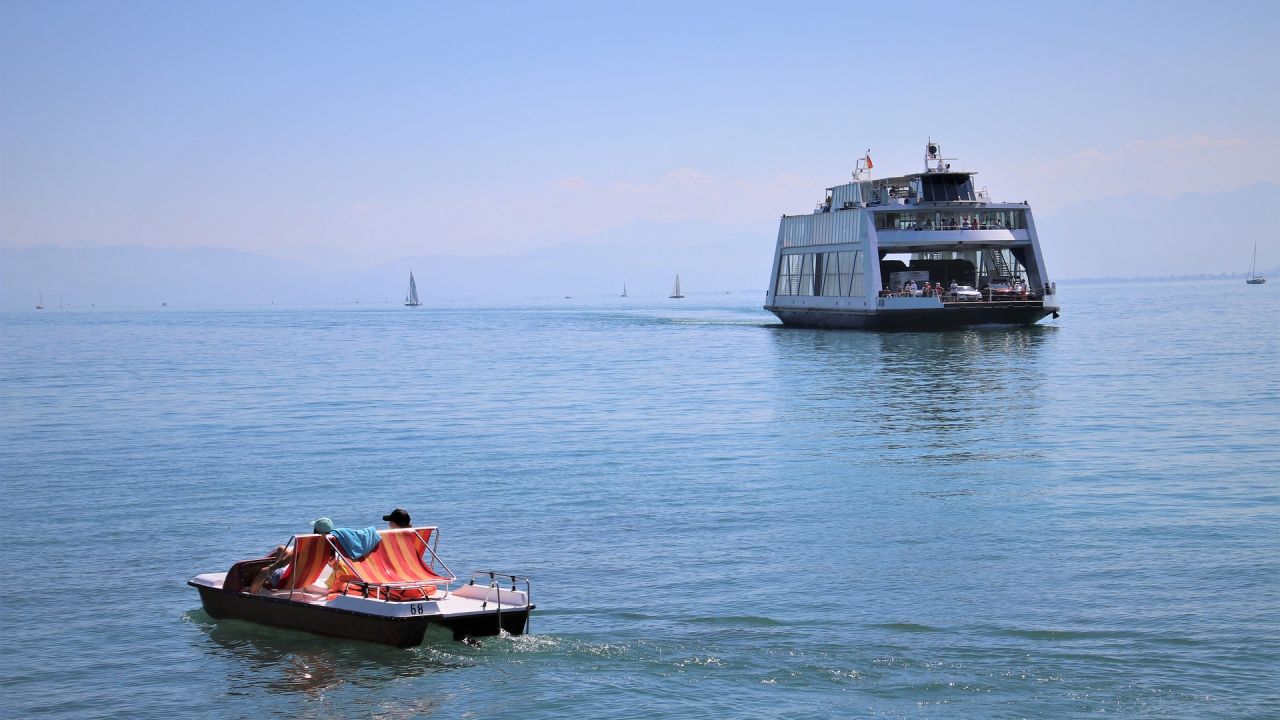 Varios heridos, entre ellos un niño grave, por el accidente de un ferry en Ibiza - Vimarsana News