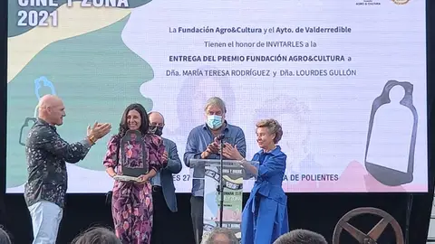El Festival Cine y Zona de Valderredible premia a Galletas Gullón por su actividad económica en la región Montaña