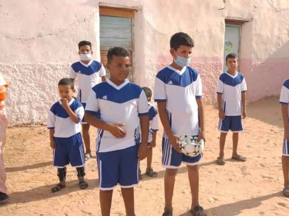 Trescientos niños saharauis pasarán los próximos dos meses en Galicia Trescientos niños saharauis pasarán los próximos dos meses en Galicia