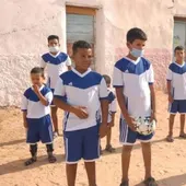 Niños saharauis en los campos de refugiados de Tinduf Niños saharauis en los campos de refugiados de Tinduf