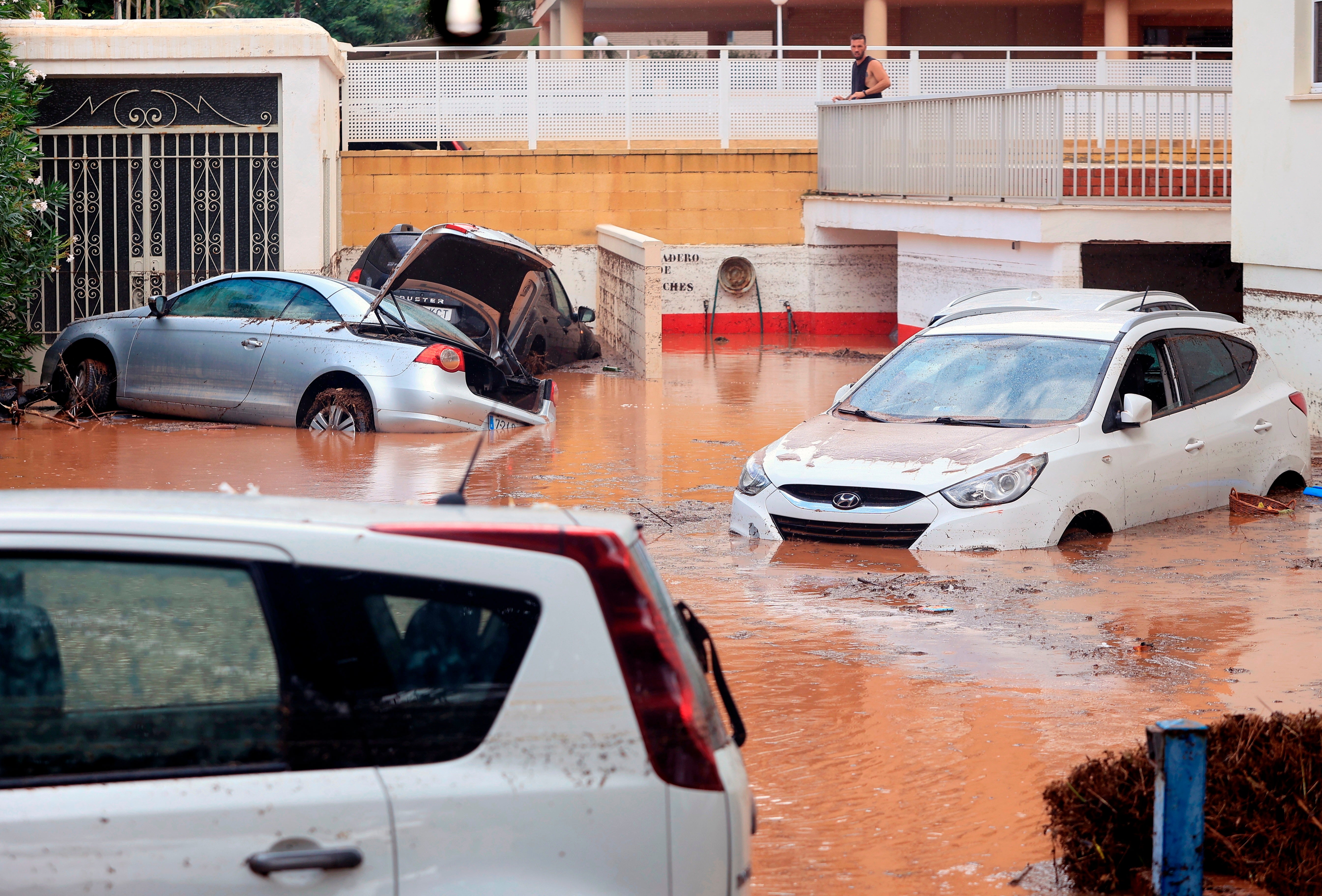 Septiembre comenzará con intensas tormentas en varios puntos de la Península Septiembre comenzará con intensas tormentas en varios puntos de la Península