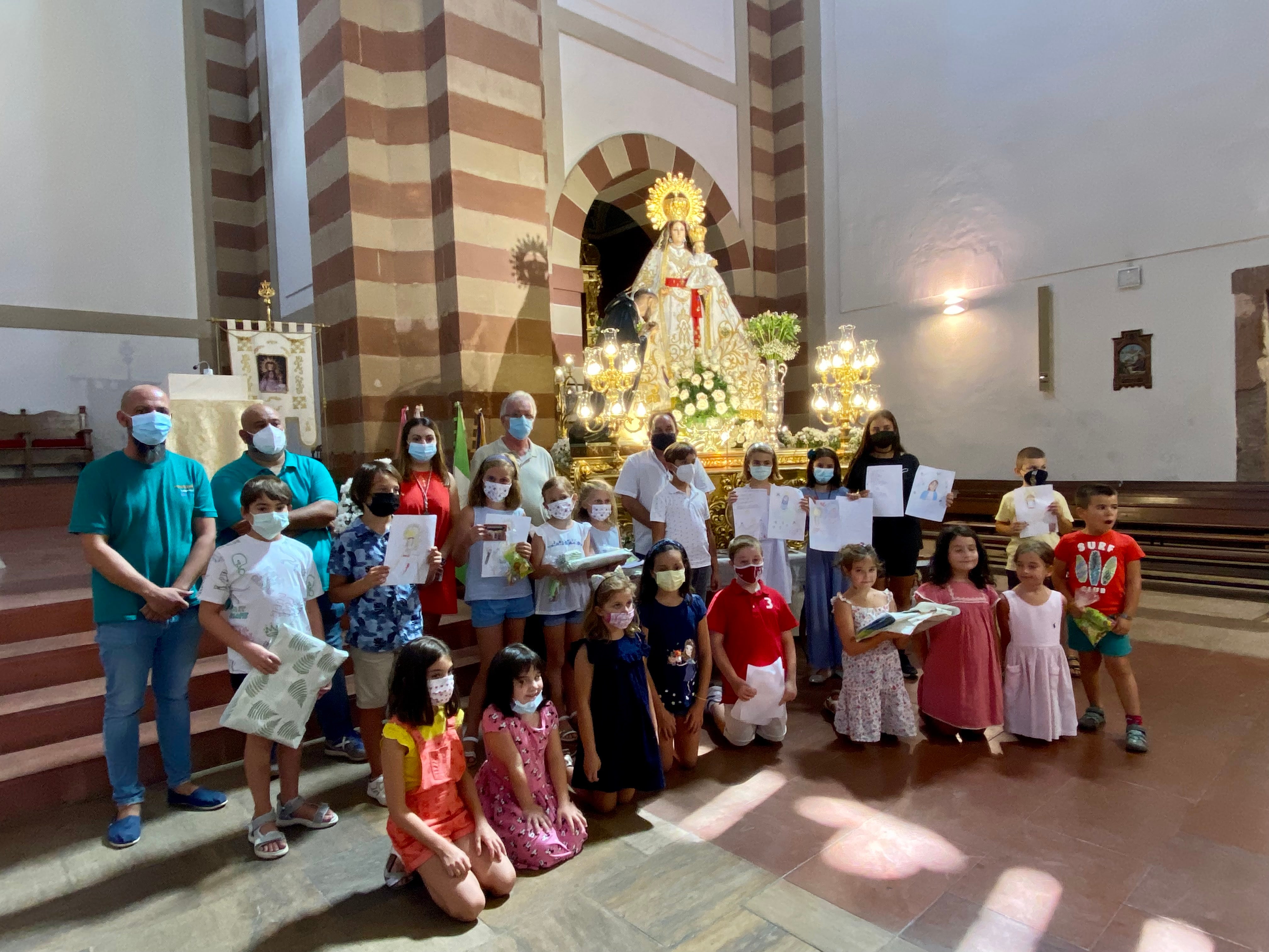 Entregados los premios de los concursos infantiles de dibujo y literario Entregados los premios de los concursos infantiles de dibujo y literario