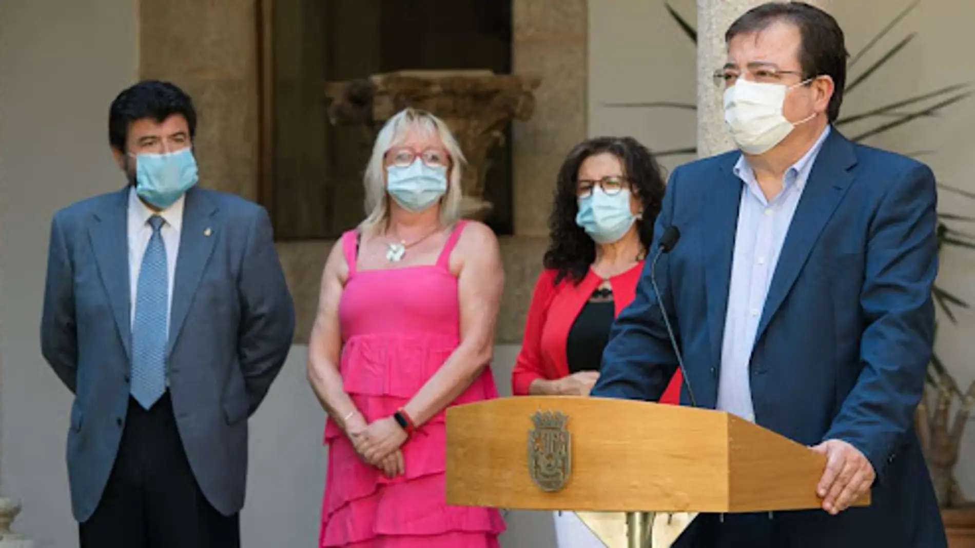 Firmado el Pacto del Transporte Sanitario Terrestre en Extremadura