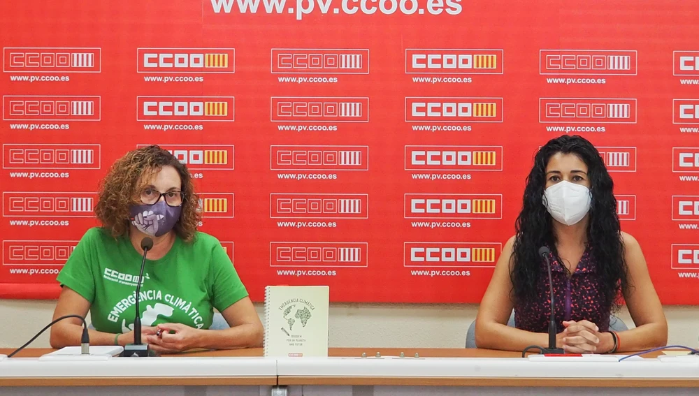 Xelo Valls, Secretaria de la Federación de Enseñanza de CCOO-PV, y Ana Mª García, Secretaria General de CCOO Xelo Valls, Secretaria de la Federación de Enseñanza de CCOO-PV, y Ana Mª García, Secretaria General de CCOO