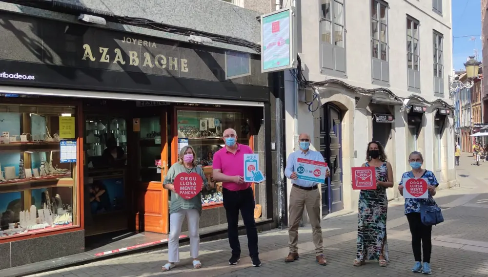 Más de 100 establecimientos de Ribadeo adheridos a la ampliación de la moneda local A Pancha. Más de 100 establecimientos de Ribadeo adheridos a la ampliación de la moneda local A Pancha.