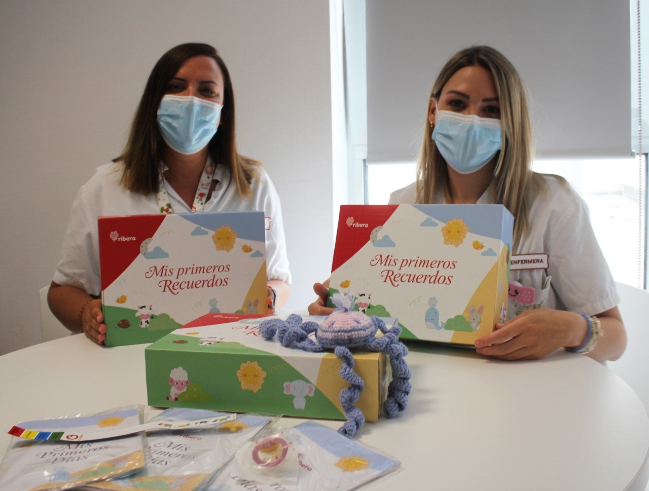 "Mis primeros recuerdos recuerdos" permite a los bebés adoptados mantener sus recuerdos "Mis primeros recuerdos recuerdos" permite a los bebés adoptados mantener sus recuerdos