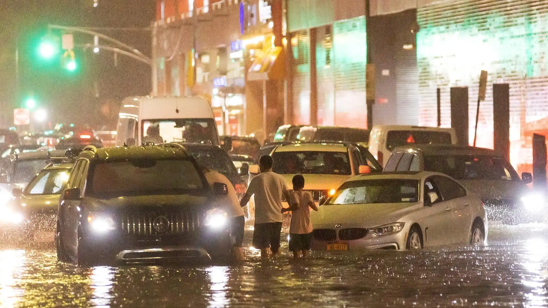 Impresionantes imágenes de las lluvias torrenciales en las calles de Nueva York