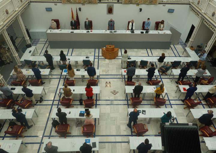 El debate sobre las competencias para recuperar el Mar Menor se traslada a la Asamblea El debate sobre las competencias para recuperar el Mar Menor se traslada a la Asamblea