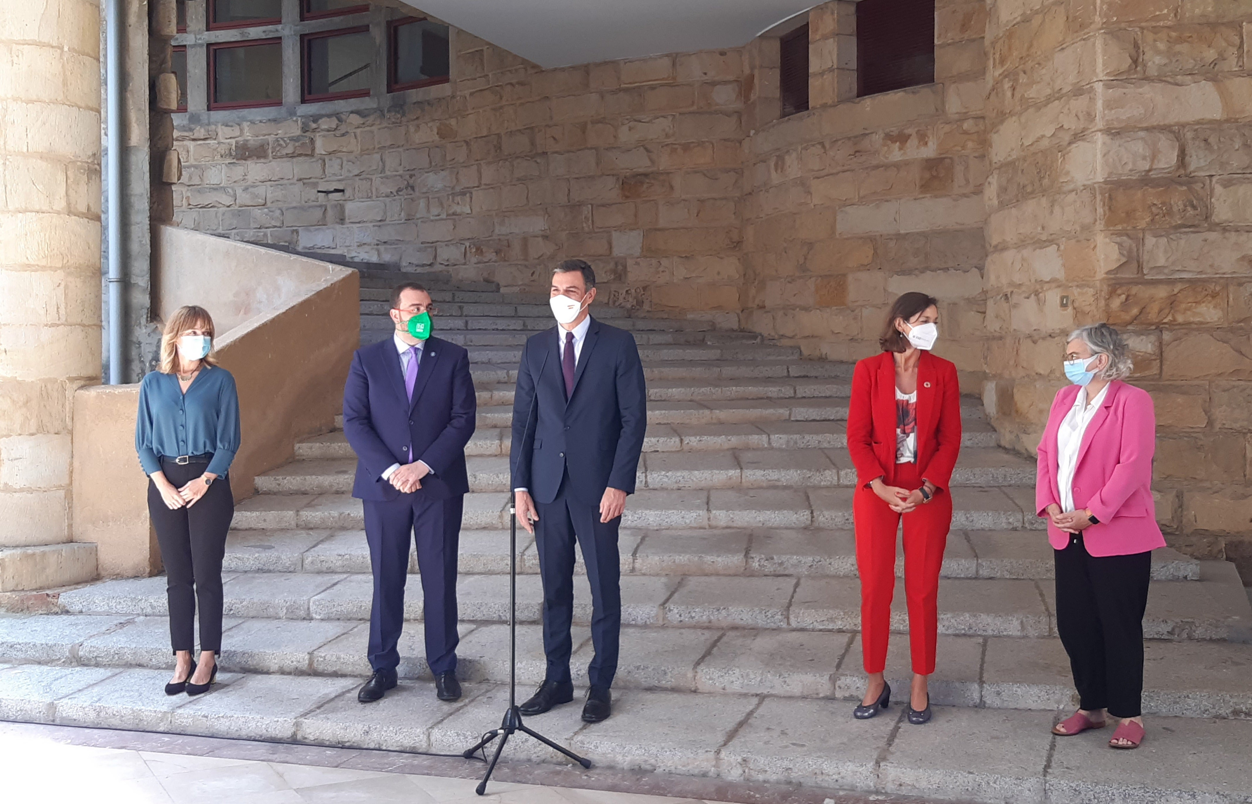 Pedro Sánchez pide en Gijón el apoyo del parlamento para la ley de FP Pedro Sánchez pide en Gijón el apoyo del parlamento para la ley de FP