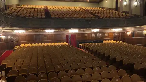 Interior del Teatro Jovellanos (Gijón) Interior del Teatro Jovellanos (Gijón)