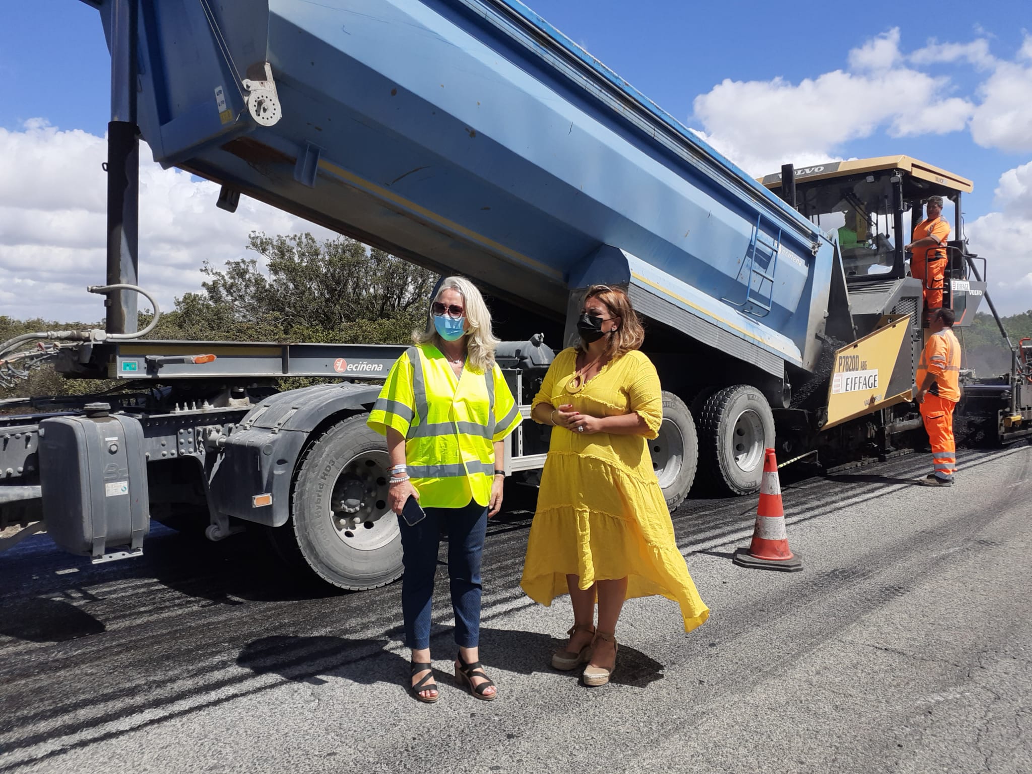 La Junta realiza obras de refuerzo de firme para mejorar la seguridad vial en la carretera A-408 La Junta realiza obras de refuerzo de firme para mejorar la seguridad vial en la carretera A-408