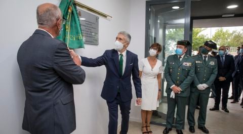 Grande-Marlaska inaugura el nuevo puesto de la Guardia Civil de Villalbilla 