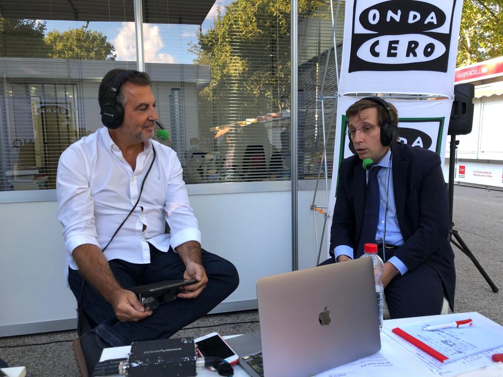 Almeida se ofrece a recibir los 1.700 millones del aeropuerto de El Prat Almeida se ofrece a recibir los 1.700 millones del aeropuerto de El Prat
