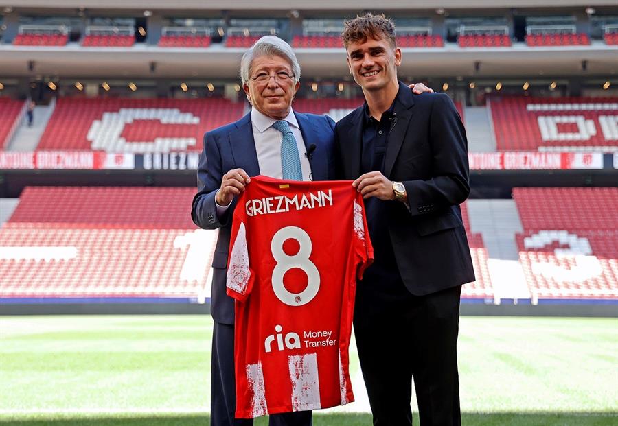 Enrique Cerezo: "El verdadero aficionado del Atlético recibirá a Griezmann con una ovación" Enrique Cerezo: "El verdadero aficionado del Atlético recibirá a Griezmann con una ovación"