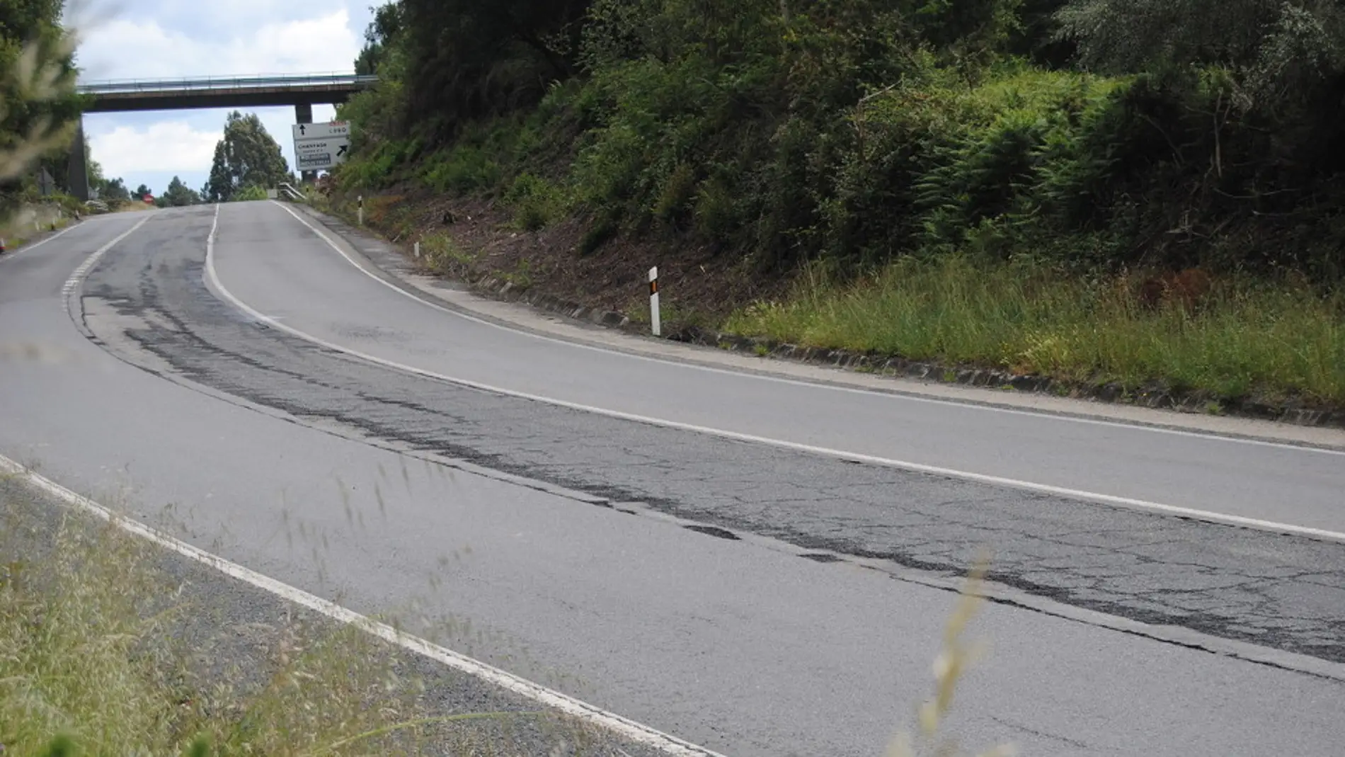O Parlamento galego require o arranxo da estrada N-540 entre Lugo e Ourense