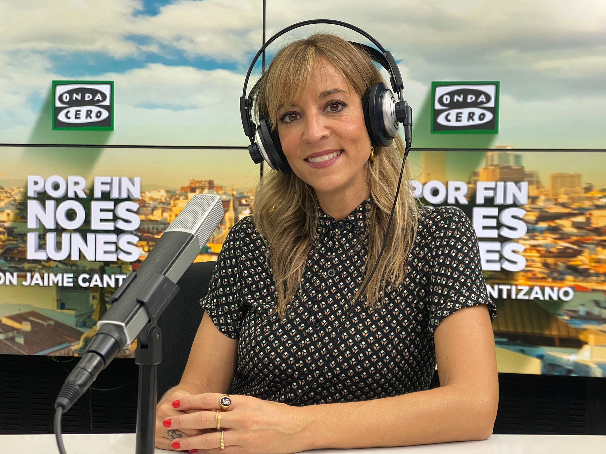 Rebeca Marín: ''Eres un signo de fuego y estos días te llevas la Palma'' Rebeca Marín: ''Eres un signo de fuego y estos días te llevas la Palma''